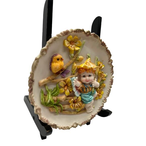 Vintage Resin Woodland Fairy Plaque with Yellow Flowers and a Bird - Picture 2 of 3